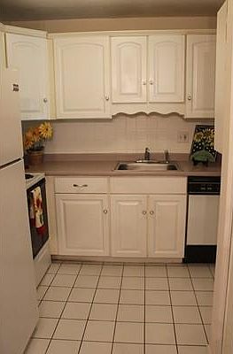 4th image of 599 Old West Central St APT C8