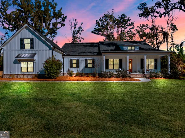 156 Grey Ghost Ct, Richmond Hill, GA 31324