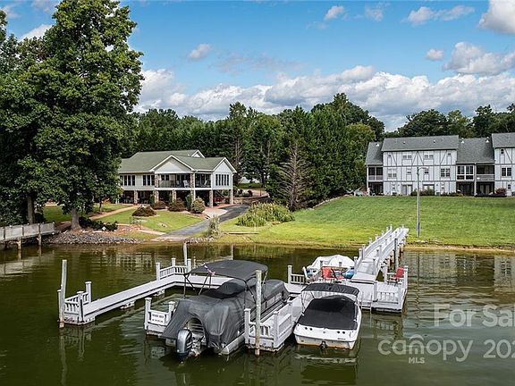 4th image of 43 Heron Cove Loop #B
