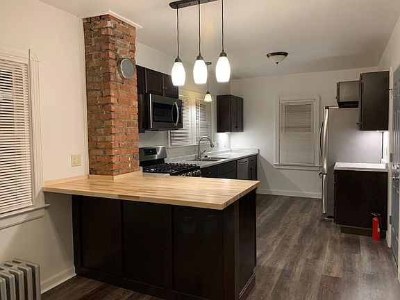 2nd image of 3071 Meadowbrook Blvd #2