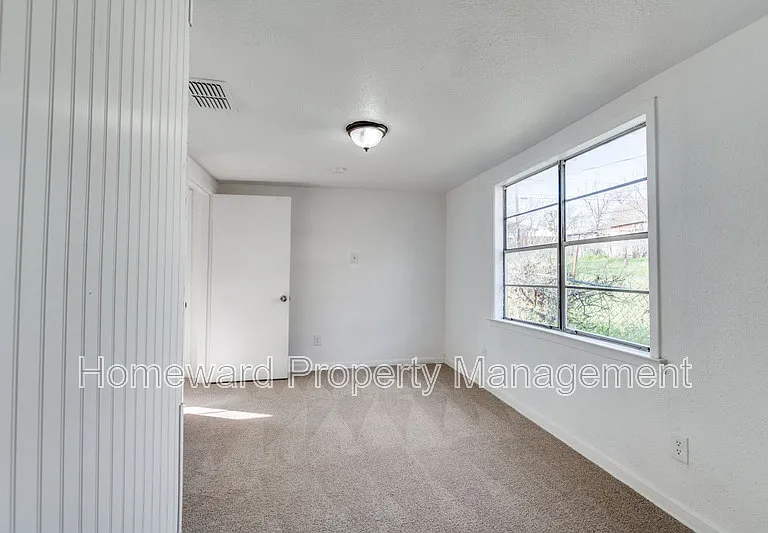 5529 Diaz Ave — Photo 6