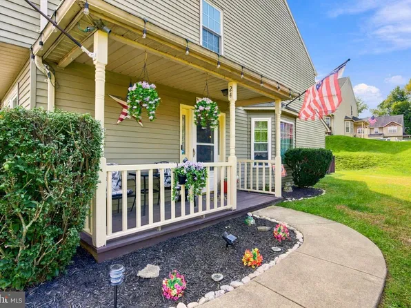 24 Pebble Ct, Southampton, PA 18966