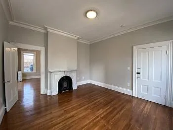 9 Pleasant St