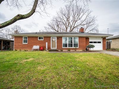 121 Rossmoore Drive, New Albany, IN, 47150
