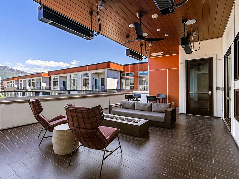 Sky Lounge Balcony