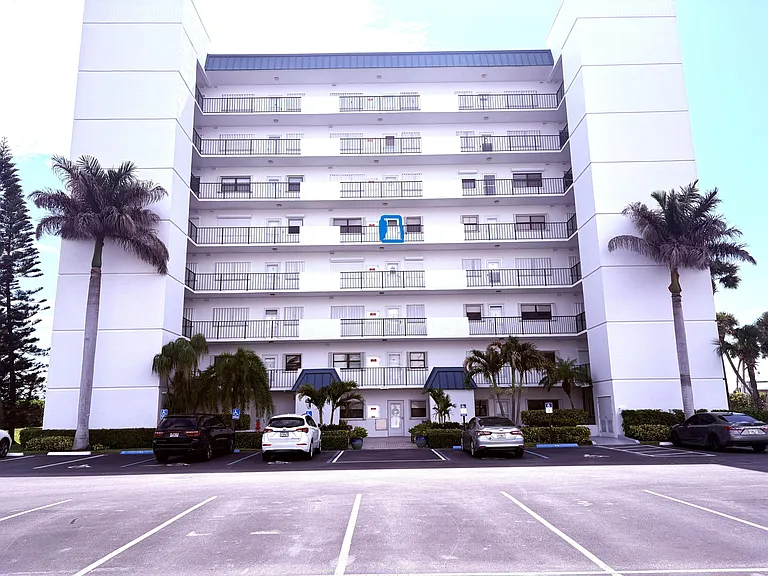 5151 Highway A1A #513 — Photo 3