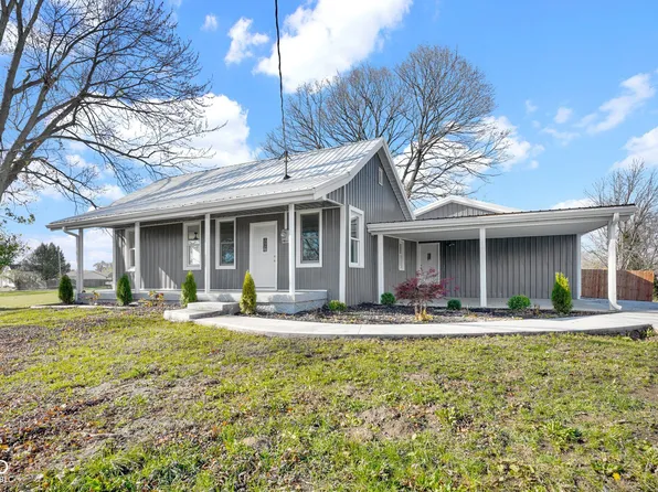 303 N Range St, Westport, IN 47283