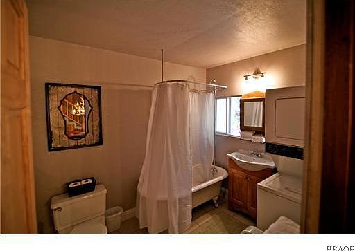 5th image of 26240 Alpine Spur Ln