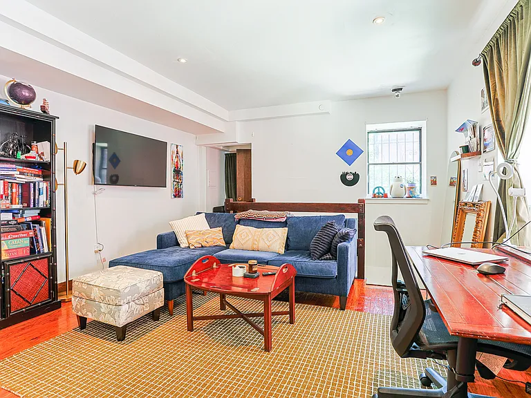 2211 Green St #C1 — Photo 5