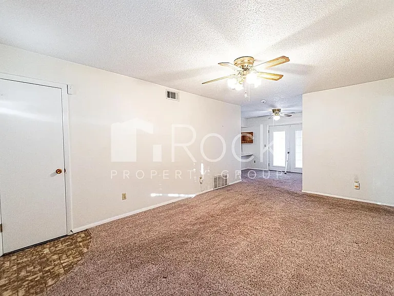 604 Moraine Ave — Photo 12