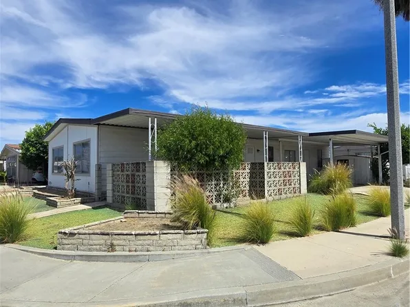 1199 San Marcos Dr, Hemet, CA 92543