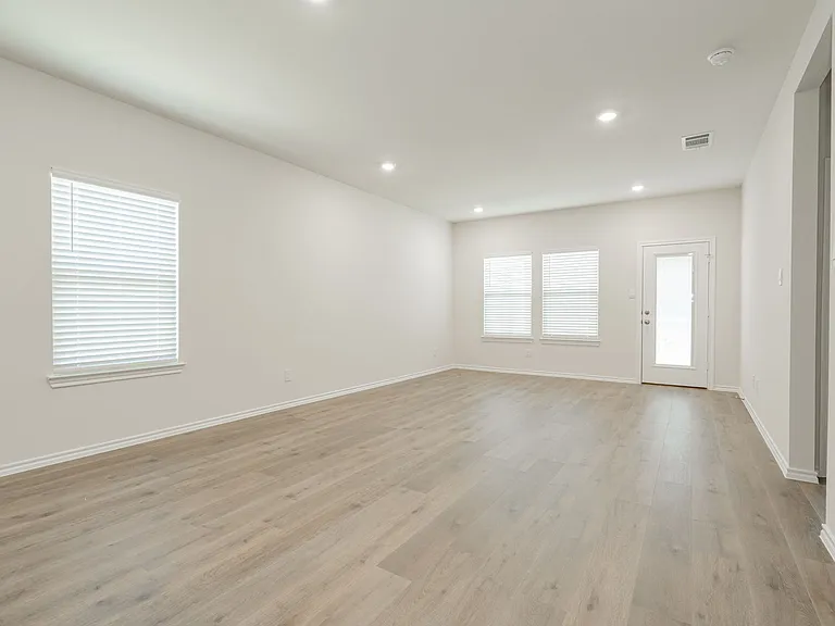 903 Shear Dr — Photo 23