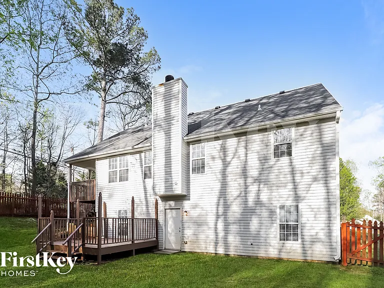 5321 Regency Lake Ct — Photo 14