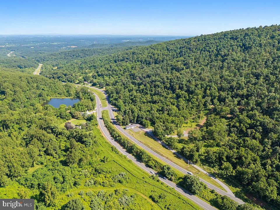1st image of 22540 Blue Ridge Mountain Rd
