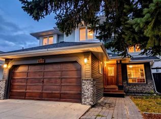 409 W Citadel Hills Cir NW, Calgary, AB T3G3V4