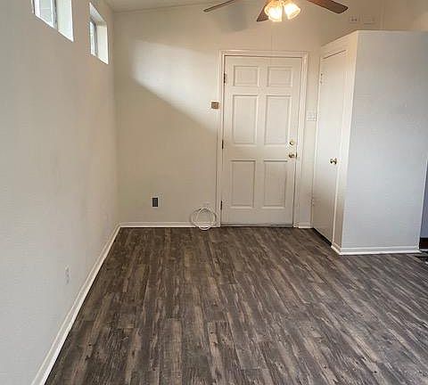 5th image of 259 Donner Ave #B