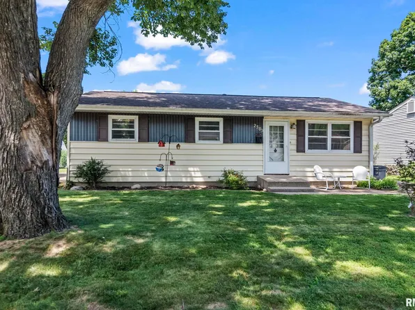 2505 Griffiths Ave, Springfield, IL 62702