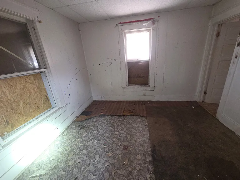 2305 E Eldorado St — Photo 6