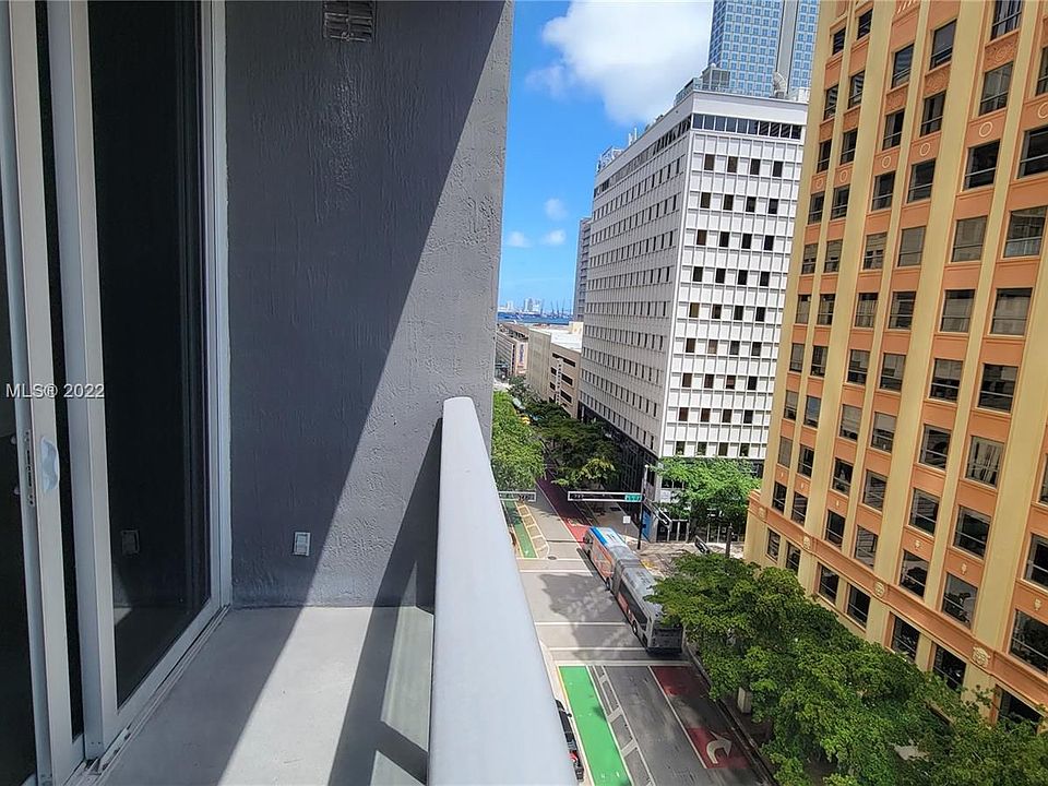 1st image of 151 SE 1st St APT 707