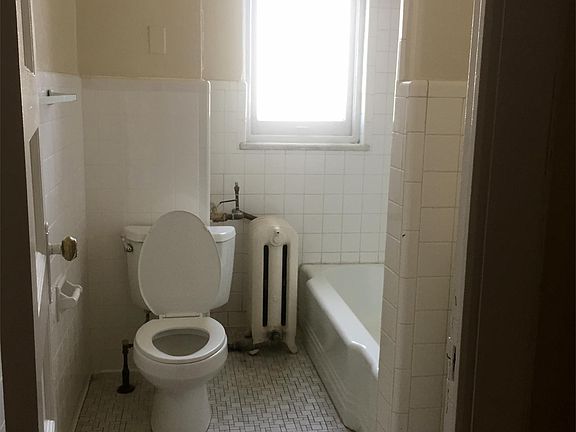Full bathroom.