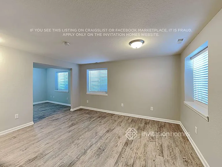 1452 Canoe Creek Dr — Photo 15