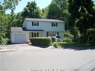 109 Perry Rd, Hamden, CT 06514