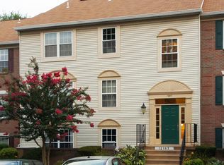 12107 Green Ledge Ct APT 301, Fairfax, VA 22033