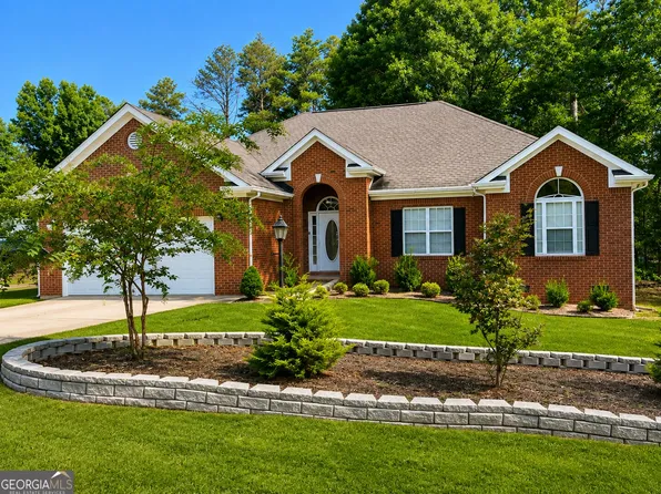 136 Eagles Nest Cir, Carrollton, GA 30116