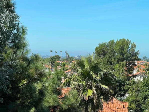 1968 Vineyard Ave, Vista, CA 92081