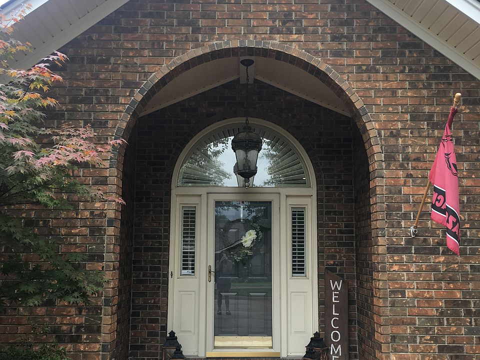 Front entry! Beautiful! 