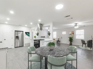 1008 Red Bud Dr, Azle, TX 76020