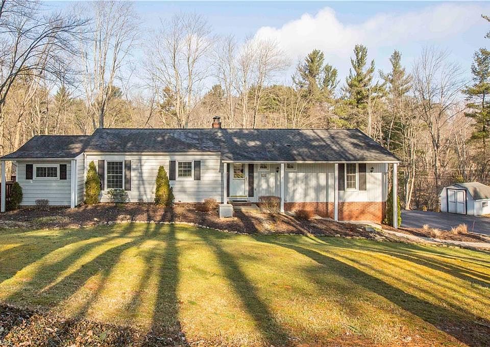 1st image of 26 Morningside Dr