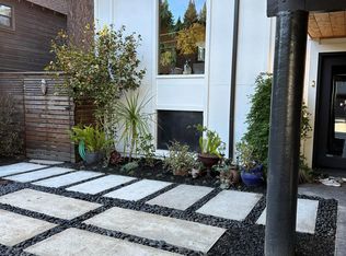 16620 Guernewood Road, Guerneville, CA