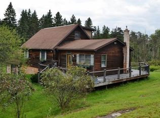 1963 Stoothoff Rd, New Albany, PA 18833