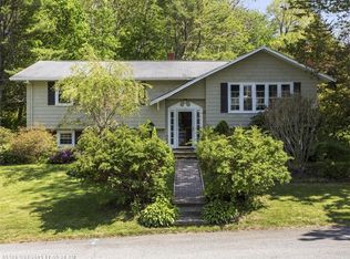 18 Highview Rd, Cape Elizabeth, ME 04107