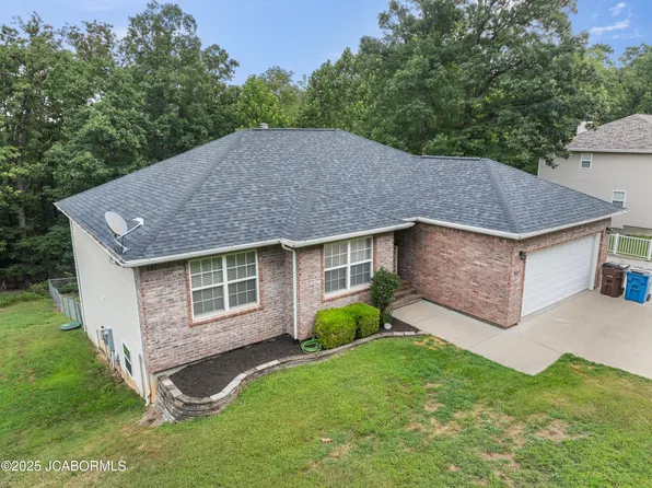 207 Mayfair Dr, Camdenton, MO 65020