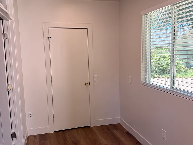 120 N 500 E — Photo 25