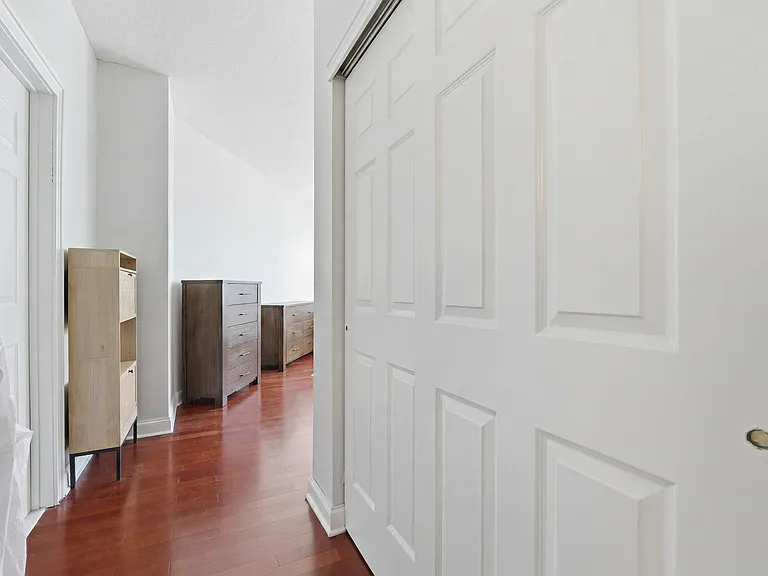 311 Washington St #9C — Photo 18