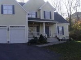 29 Lakewiew Ave, Danvers, MA 01923