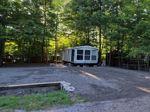 265 Pheasant Trl, Gouldsboro, PA 18424