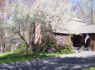7 Horseshoe Ln, Farmington, CT 06032