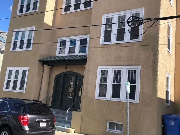 3 Oxford Ave APT 3, Belmont, MA 02478