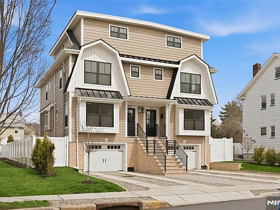 3rd image of 27 Willow St