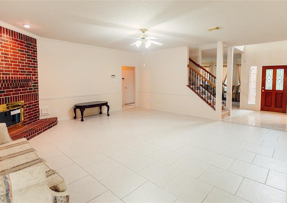1st image of 13722 Pear Woods Ct