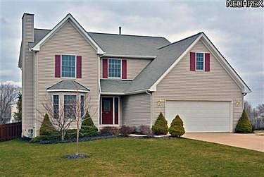 1st image of 445 Sturbridge Dr