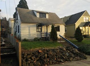 1549 & 1551 SE Hamilton St, Roseburg, OR 97470