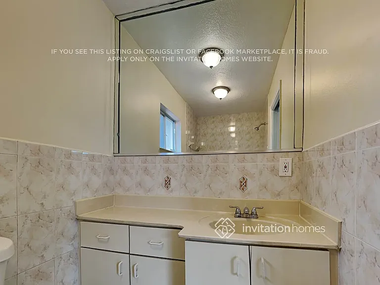 10088 NW 126th Ter — Photo 11