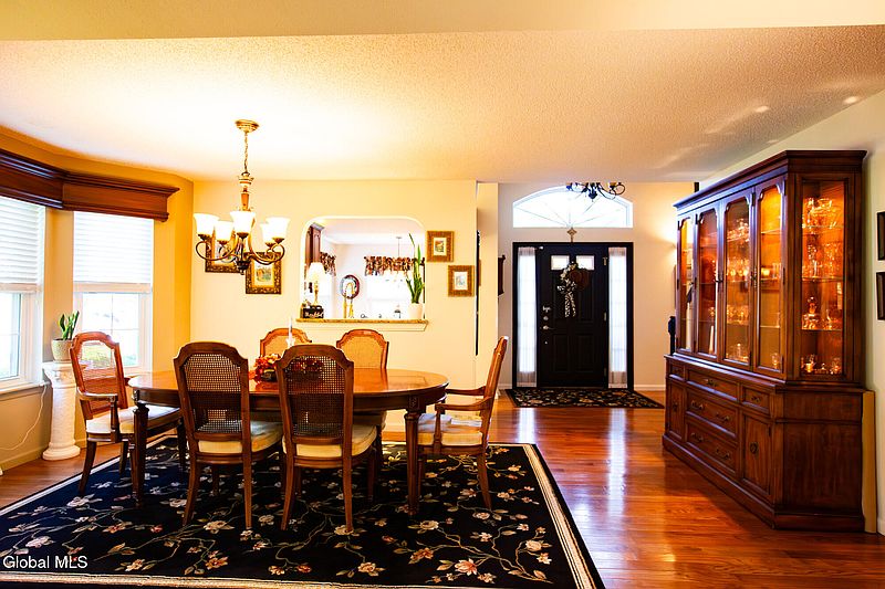 3rd image of 63 Cedar Court