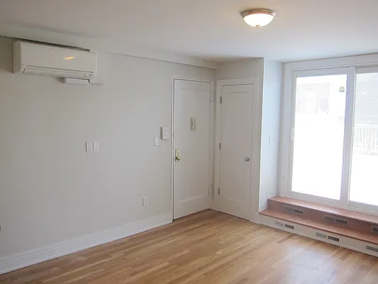 Rented by Luxor Homes & Investment Realty | media 20
