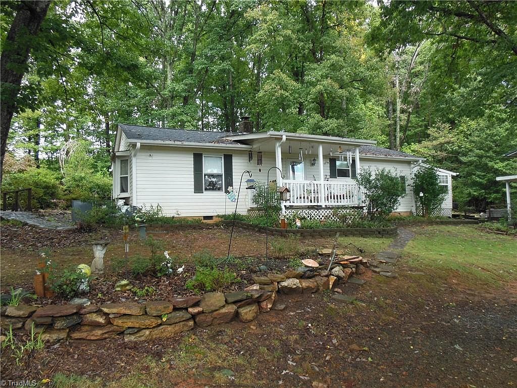 1090 Augusta Hicks Rd, Walnut Cove, NC 27052 Zillow